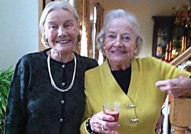 For 97 Years This Twins Remained Inseparable And Tragically Died Together